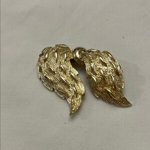 Gold Wing Pendant Necklace Charm - Women Jewelry